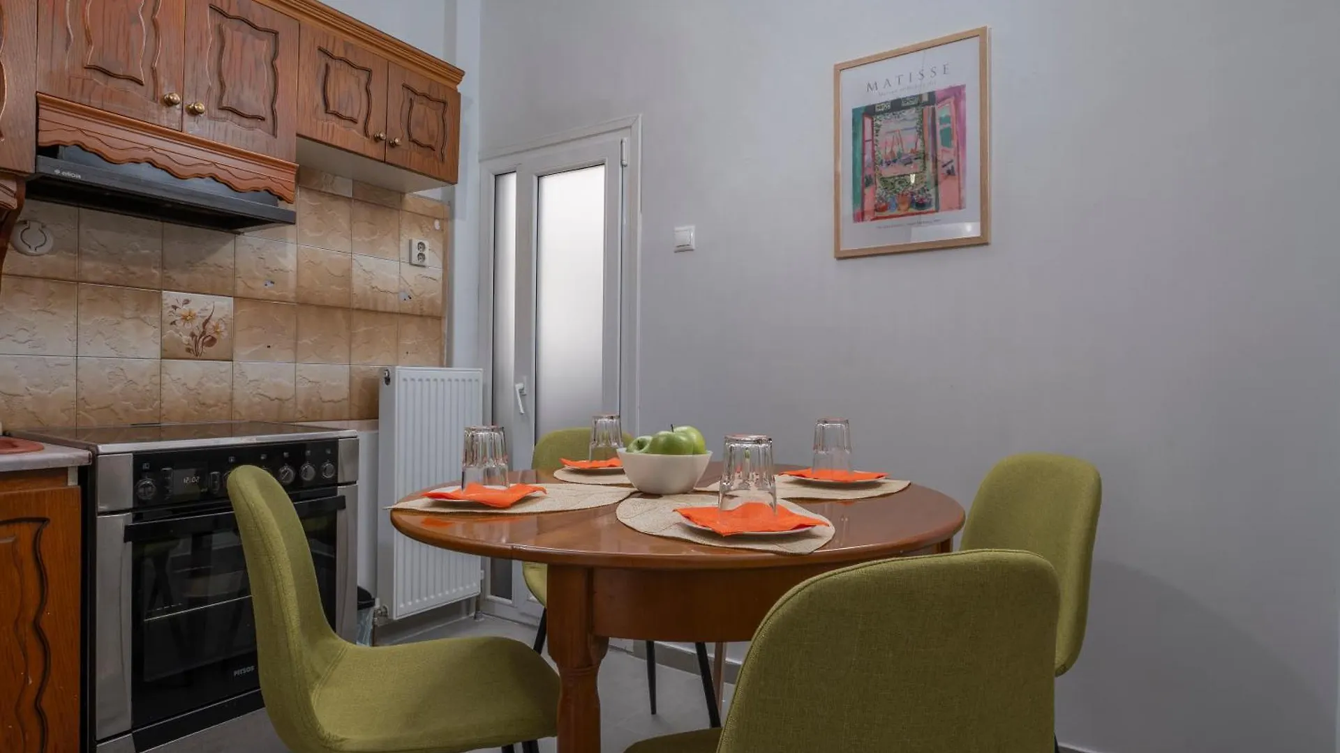 Estia Thessaloniki Apartment, Cozy, Spacious, Sunny, 2 Rooms-5 Beds Apartmán